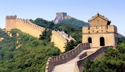 Great Wall damaged by workers looking for shortcut