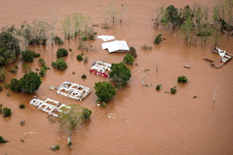 At least 36 dead in Brazil cyclone, many still stranded