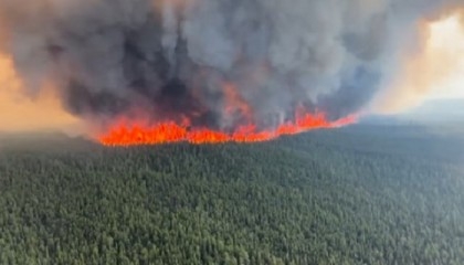 Wildfire evacuees return to Canada's far north