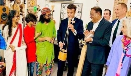 French President meets ‘Joler Gaan’ band singers, learns Ektara