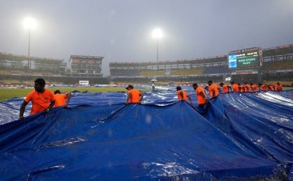 Rain stops play in India-Sri Lanka Asia Cup contest