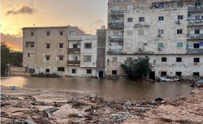 One week after Libya flood, aid effort gains pace


