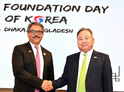 Dhaka sees closer ties with Seoul