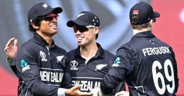 Rain looms as New Zealand bowl with WC semis in sight