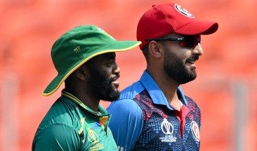 Afghanistan bat in World Cup mission impossible clash