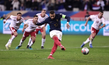 France smash records in 14-0 win against Gibraltar