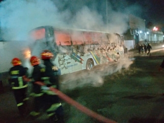 Three vehicles torched in Dhaka, Gazipur and Rajshahi