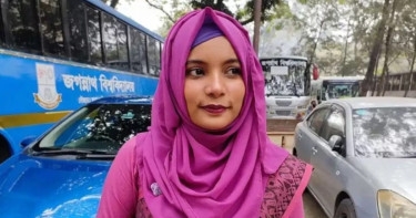 JnU student Khadija walks out of jail after 14 months