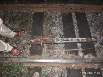 Police foil miscreants’ attempt to derail train in Narayanganj ahead of blockade