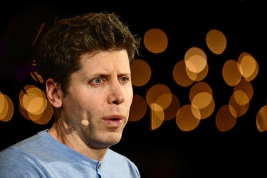 Sam Altman to return as OpenAI CEO after shock ouster