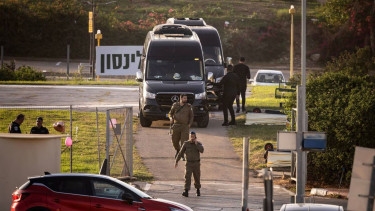 Hamas sources say Israel hostages handed over to Egypt