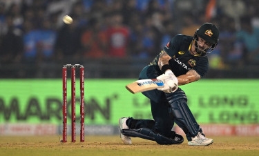 Australia keep faith with Warner for first Pakistan Test