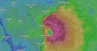 Cyclone Michaung nears Tamil Nadu coast