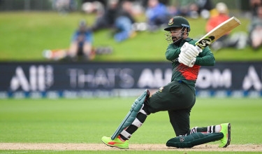New Zealand's Young hits ODI century, Bangladesh to chase 245