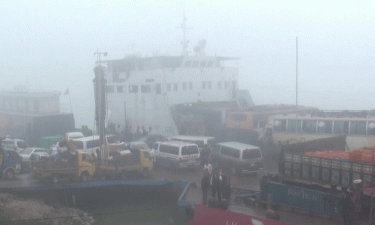 Paturia-Daulatdia ferry services resume after 12 hours