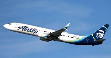 Alaska Airlines flight makes emergency landing after window blows out mid-flight