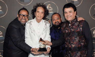 Shankar Mahadevan, Zakir Hussain win Best Global Music Album honour