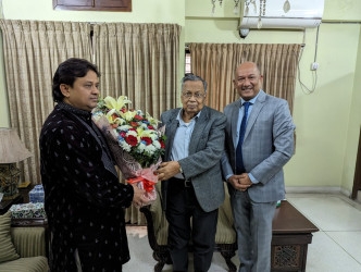 Rupayan Group Chairman greets Finance Minister