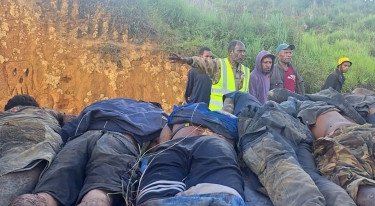 64 dead in Papua New Guinea tribal violence