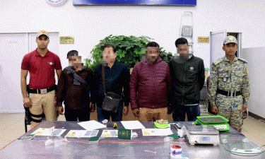 Joint operation nets gold smugglers at Dhaka airport