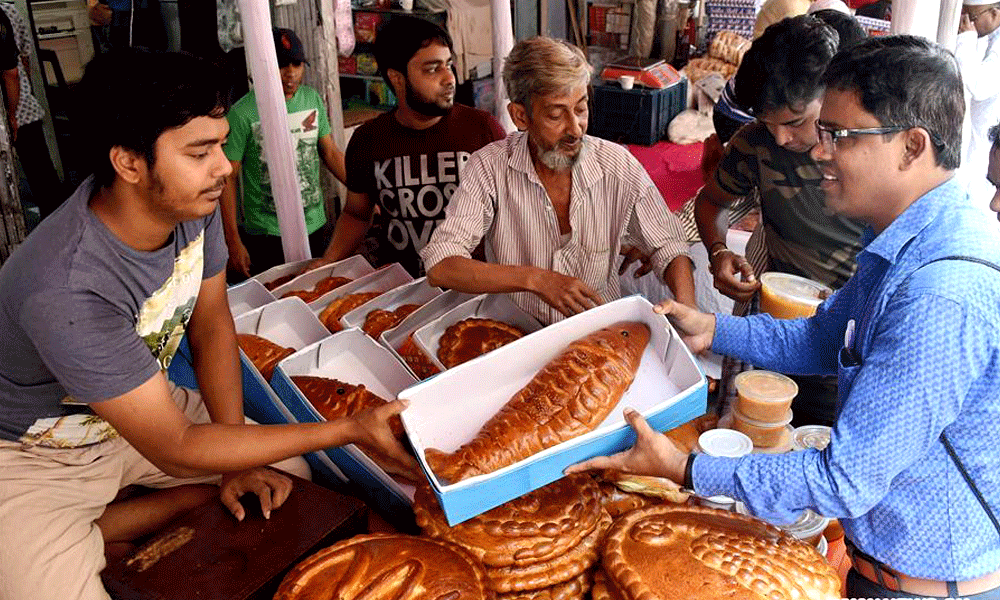 Shab-e-Barat: Tradition of fancy bread prolongs