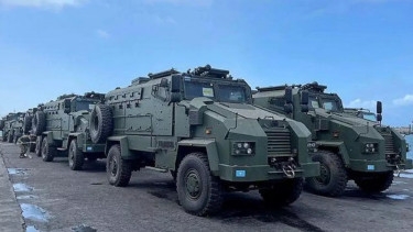 Russian Troops Reveal How ‘Generals Winter and Mud’ Punish NATO Vehicles in Ukraine