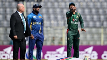 Bangladesh opt to bowl in Sri Lanka T20 decider