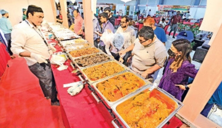 ICCB Iftar Bazar brings Old Dhaka delicacies