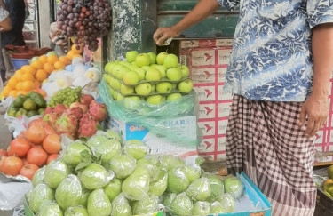 Fruit prices out of reach for many