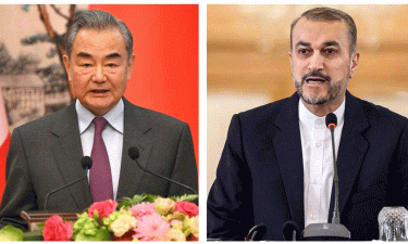 China's top diplomat Wang holds call with Iranian counterpart