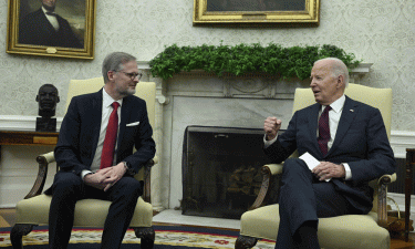 Biden, Iraqi PM agree on talks for US-led coalition withdrawal