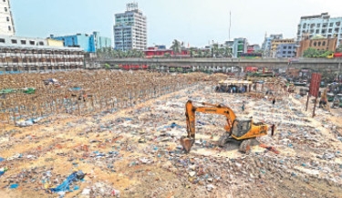Bangabazar traders irked at ‘sudden eviction drive’