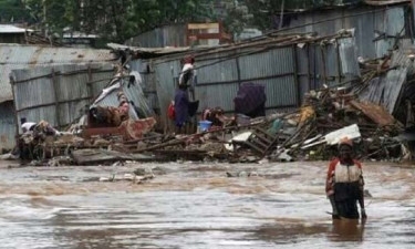 Kenya flood death toll hits 76