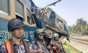 Four injured as two trains collide head-on in Gazipur