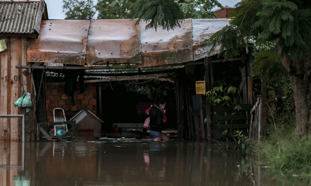 Floods and mudslides in Brazil: Death toll rises to 39
